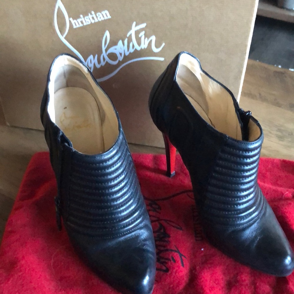 Christian Louboutin Sigourney Ankle Booties